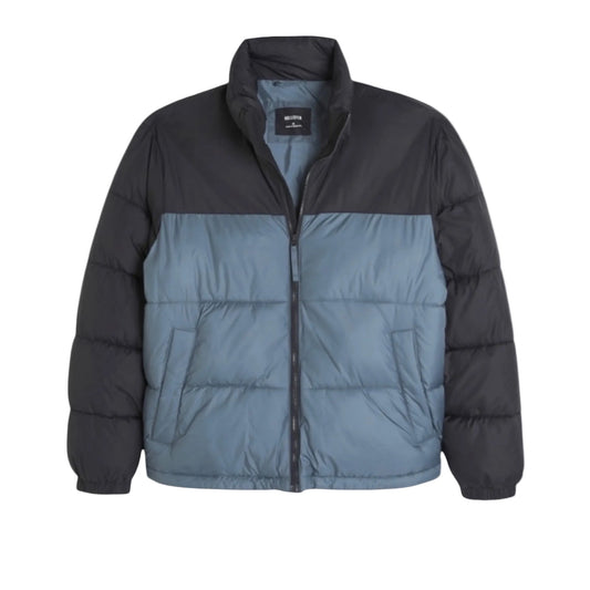 Camper Hollister acolchada cuello alto y corte cuadrado