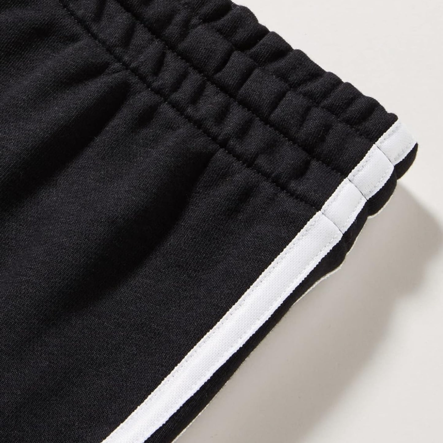 Pantalón Adidas Essentials French Terry Tapered Cuff 3-Stripes
