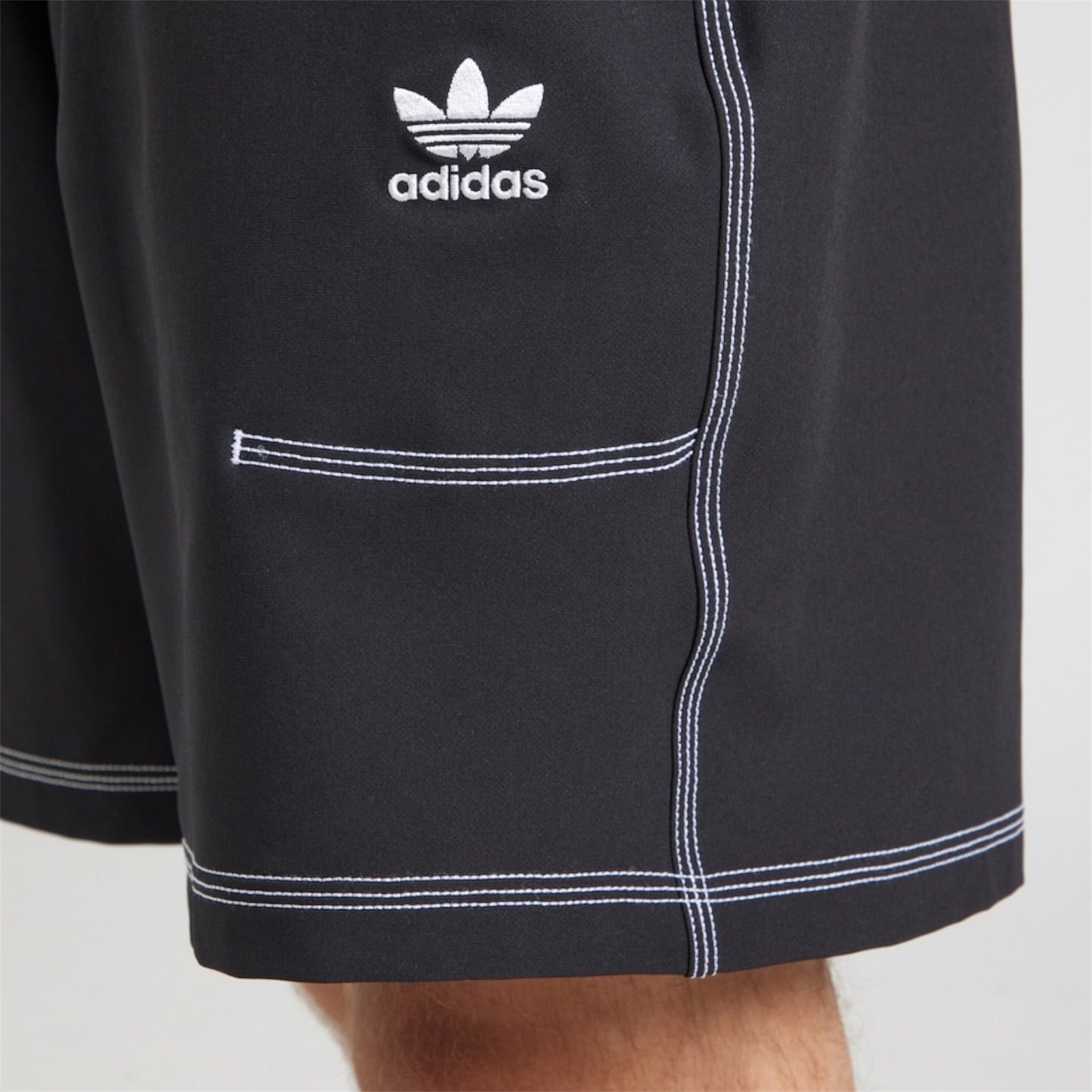 Short Adidas Trefoil Essentials negro
